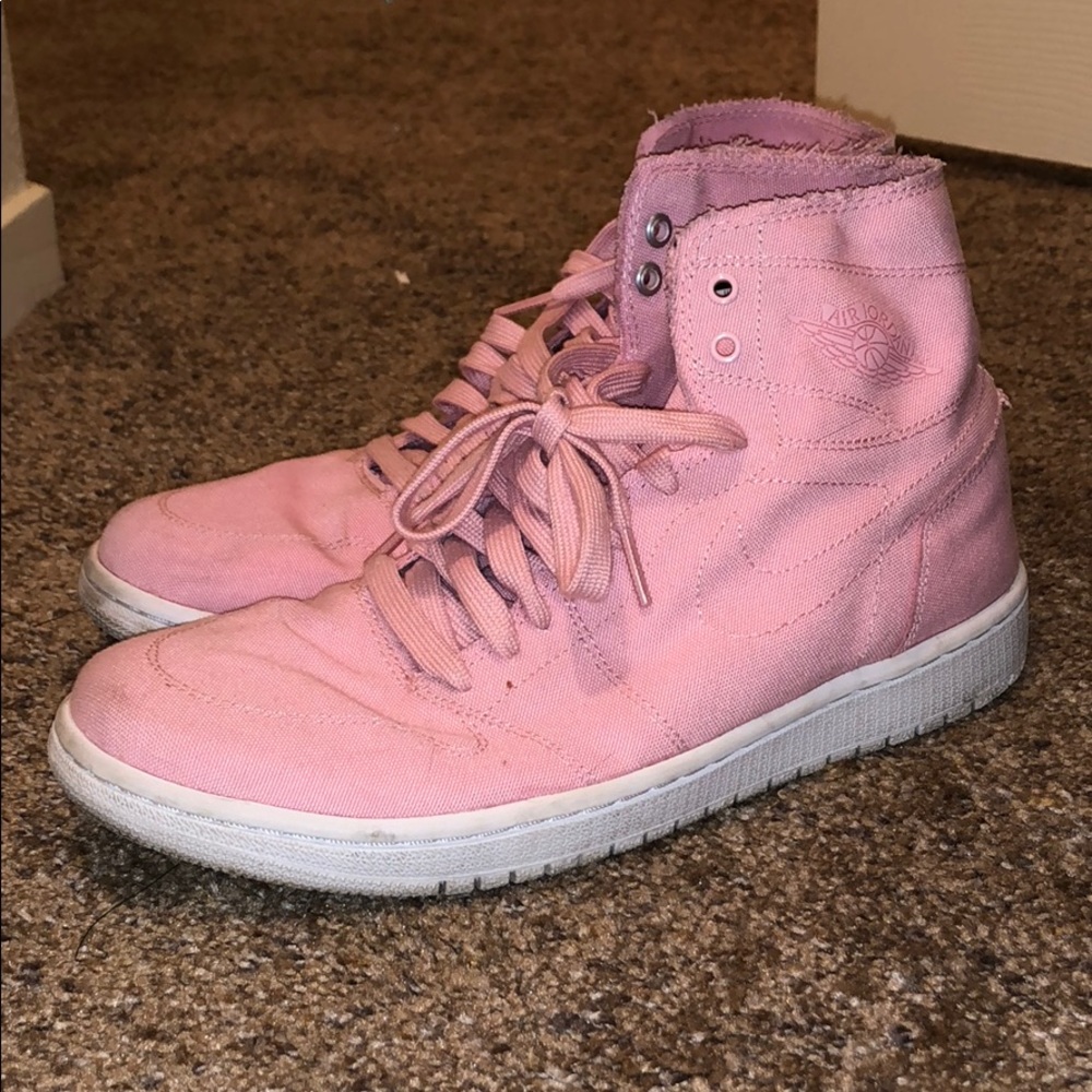 Nike pink shoes size 8.5